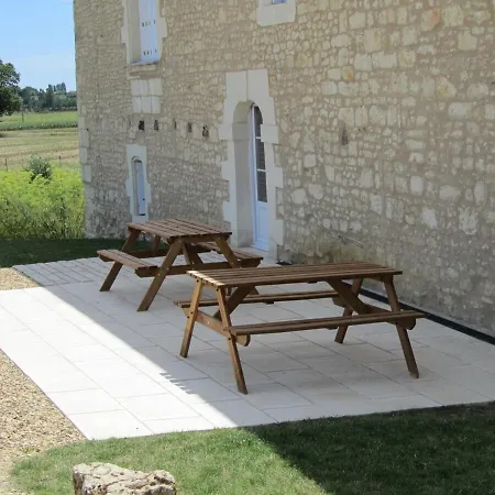Nyaraló Domaine De La Rimbertiere *